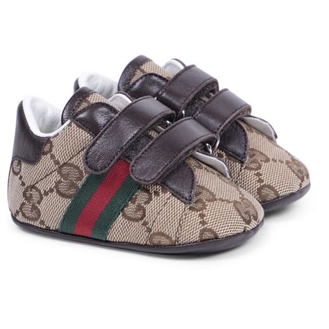 gucci sneaker baby.